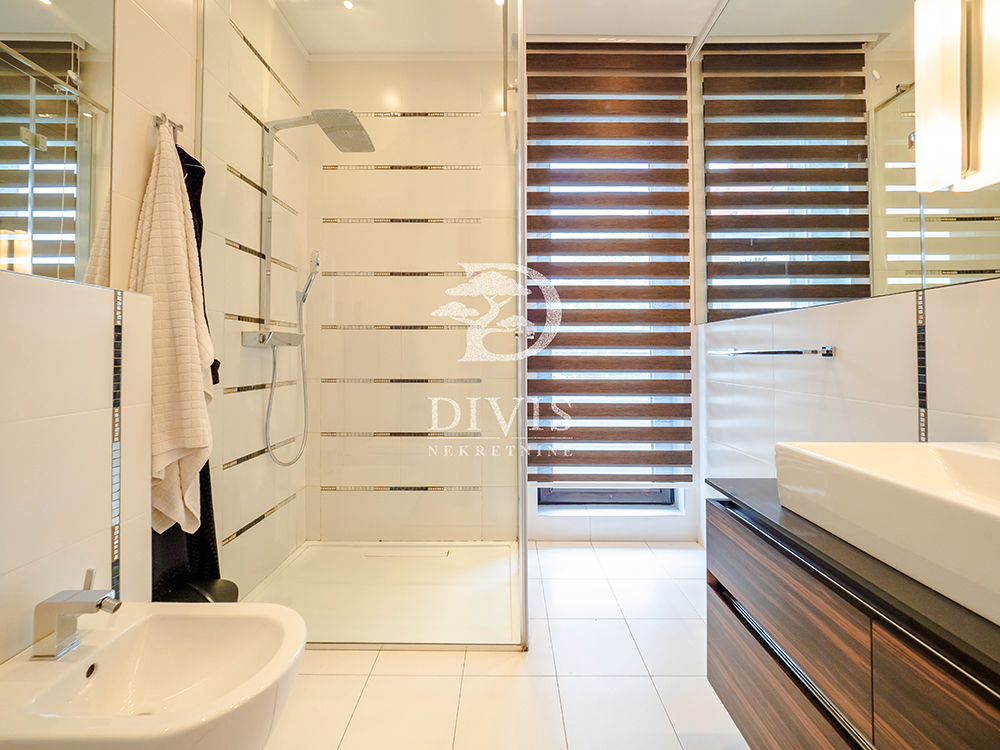 Slika 7 - Serdar Jola, Četvorosoban stan na prodaju, 234m2, 1.350.000€